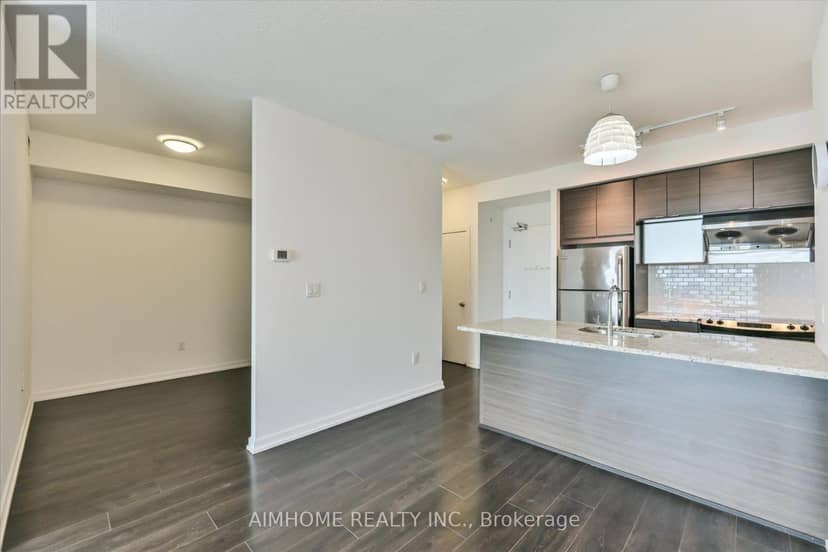 1604 - 62 Forest Manor Road — photo 15 of 34
