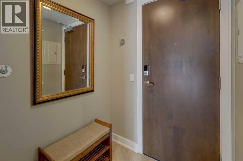 246, 222 Riverfront Avenue SW, Calgary, photo 2