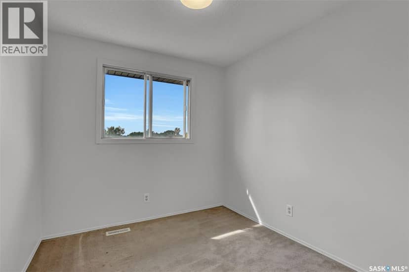 97 Mackenzie WAY — photo 17 of 28