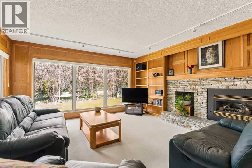 880 Shawnee Drive SW — photo 19 of 40