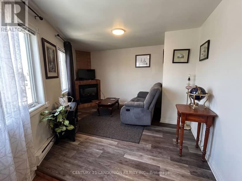 442 Macdonnell Street — photo 30 of 40