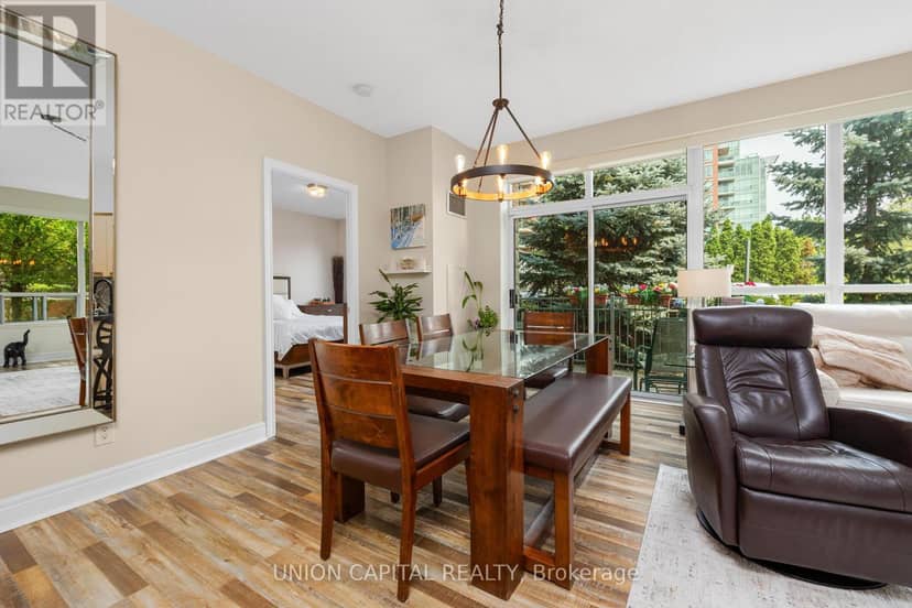 102 - 48 Suncrest Boulevard — photo 15 of 32