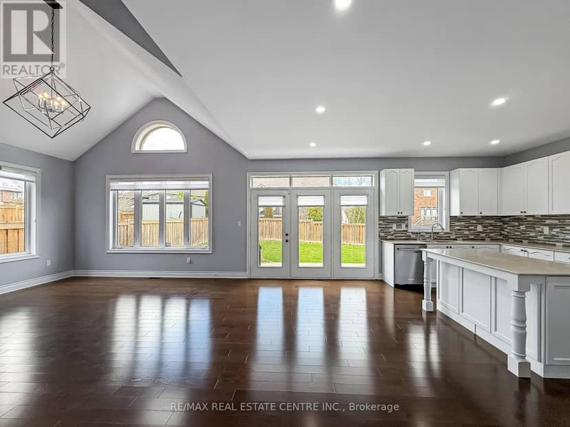 33 Stonegate Avenue — photo 18 of 40