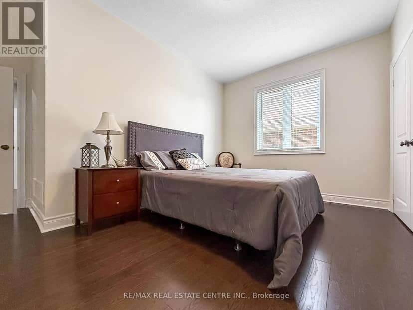 33 Stonegate Avenue — photo 25 of 40