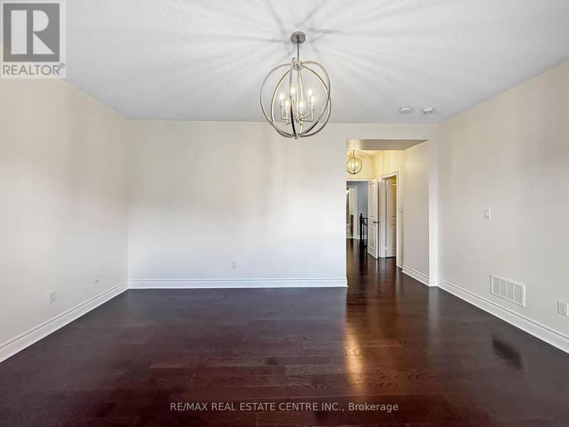 33 Stonegate Avenue — photo 31 of 40