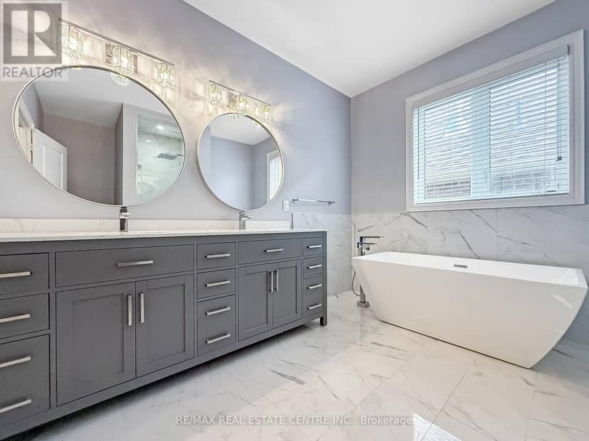 33 Stonegate Avenue — photo 32 of 40