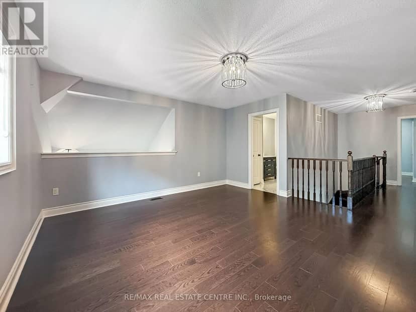 33 Stonegate Avenue — photo 36 of 40