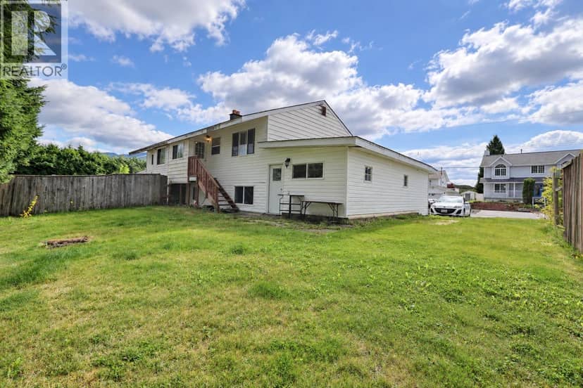 22 PARTRIDGE STREET, Kitimat, photo 3