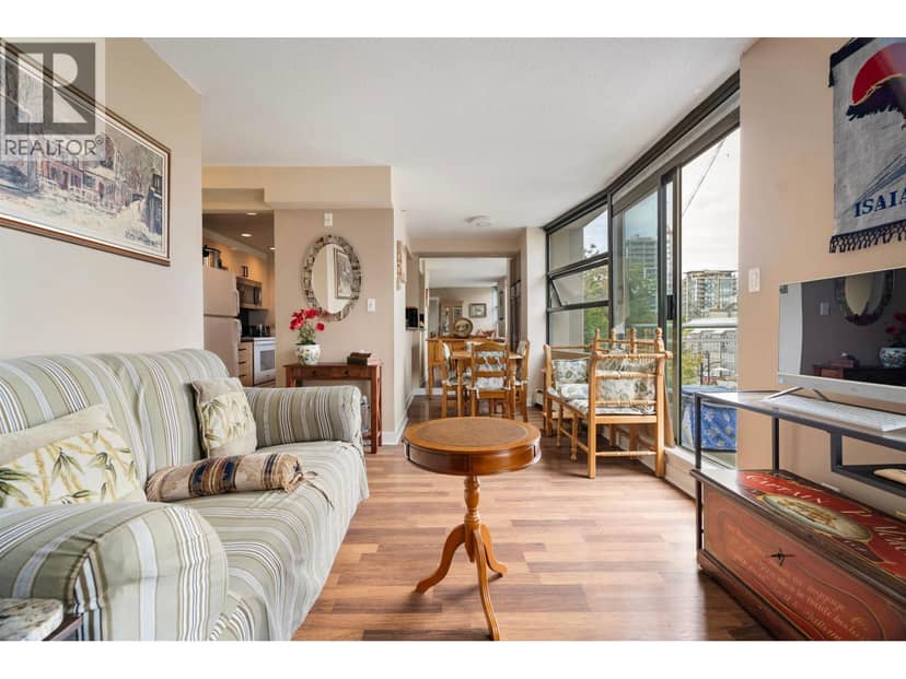 306 1688 ROBSON STREET, Vancouver, photo 3