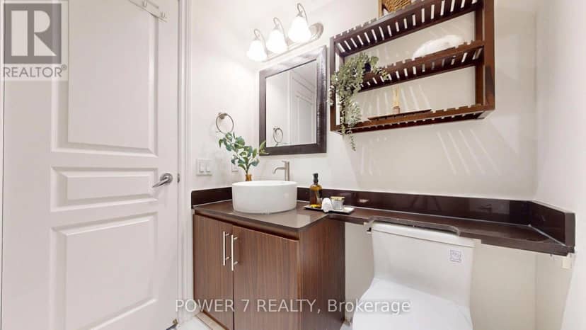 LPH18 - 9015 Leslie Street — photo 25 of 40