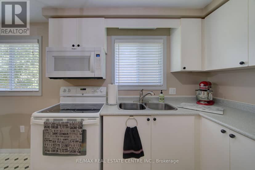 351 Northview Heights Place — photo 18 of 40