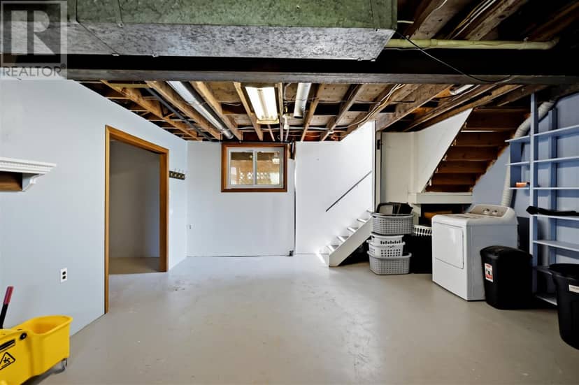 39 Market ST — photo 31 of 40