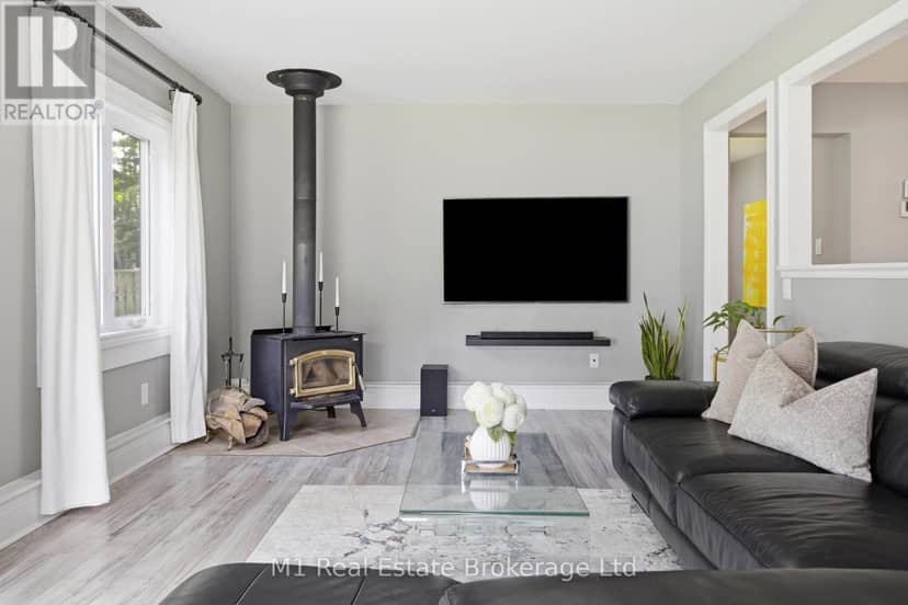 120 Wellington 7 Road — photo 15 of 40