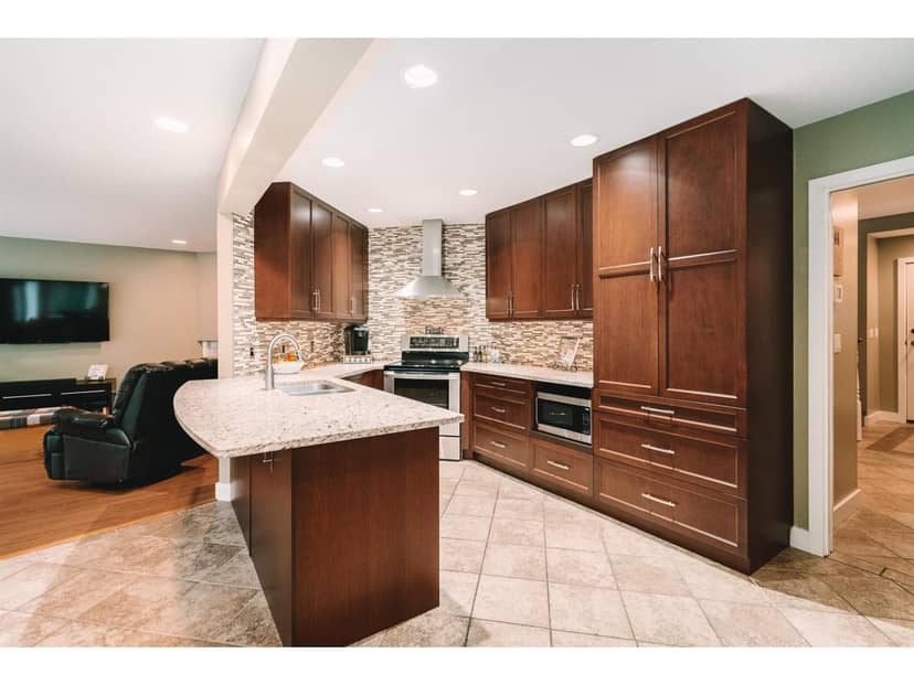 14832 83 AVENUE, Surrey, photo 4