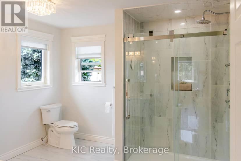 2138 Lorraine Drive — photo 18 of 34