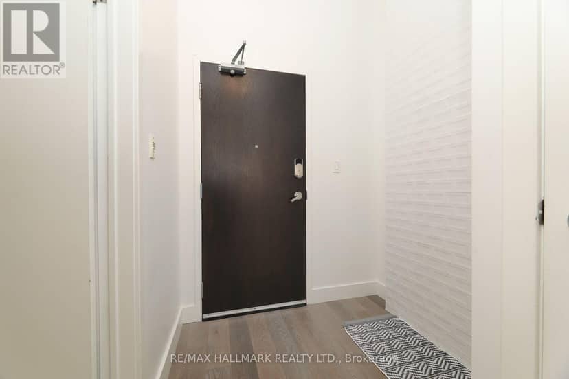204 - 1842 Queen Street E — photo 22 of 28
