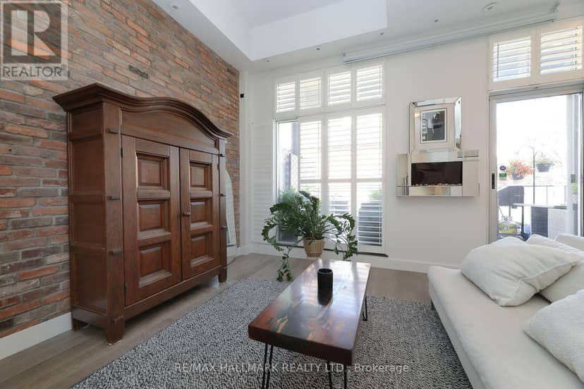 204 - 1842 Queen Street E — photo 6 of 28