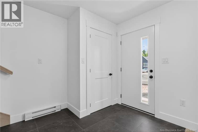 245 Des Eleves Street — photo 6 of 40