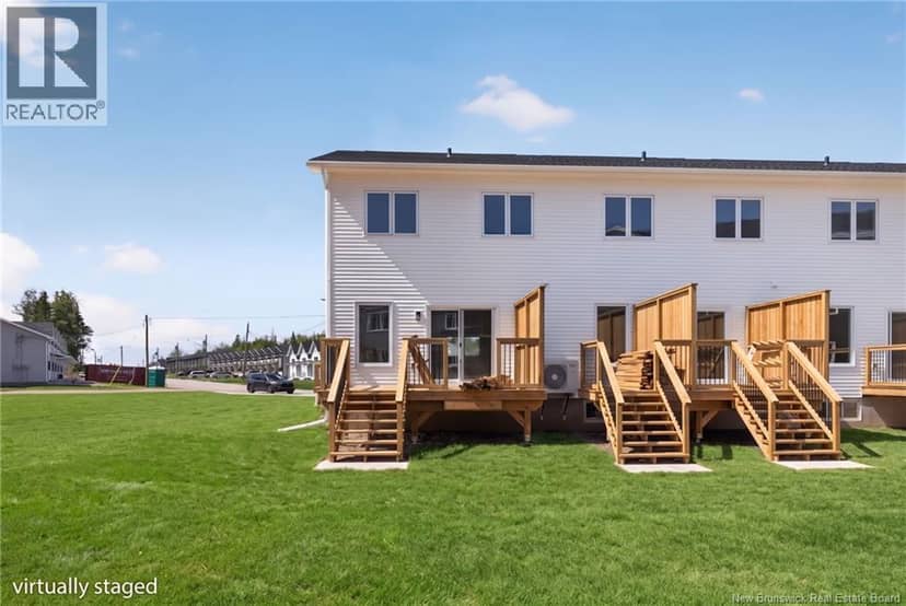 247 Des Eleves Street — photo 4 of 33