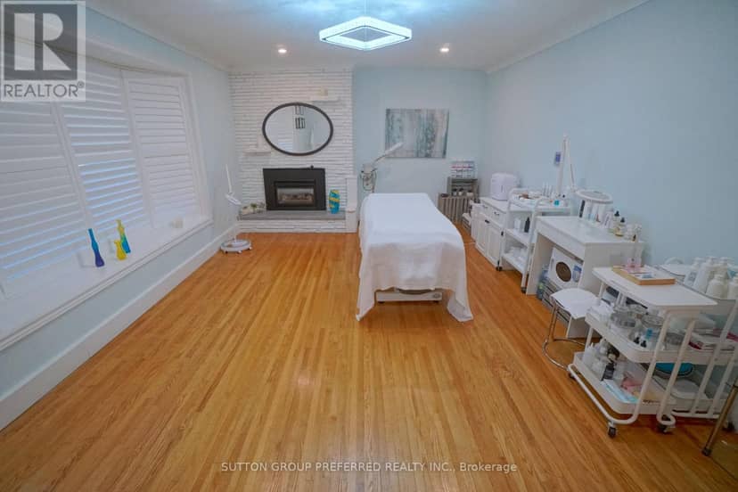 7 Metamora Crescent, London North, photo 3