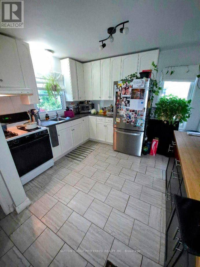 208 Linwood Street — photo 7 of 35