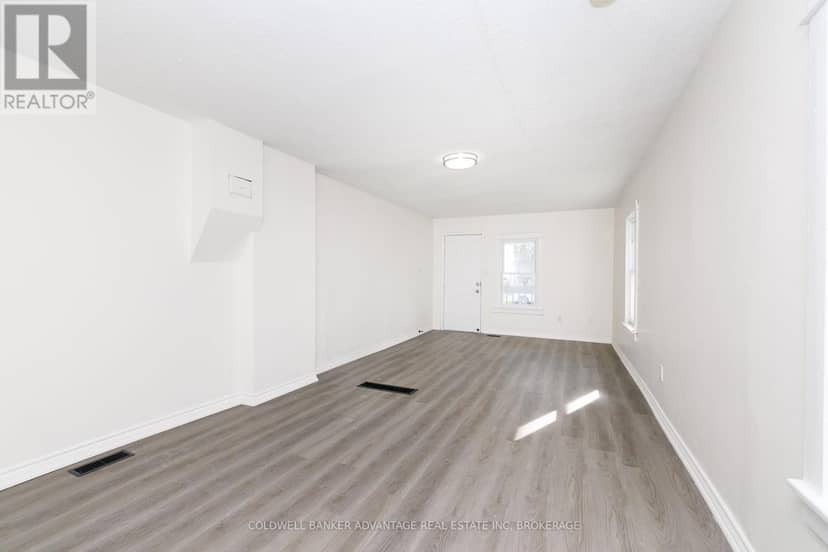 154 Fares Street — photo 10 of 30