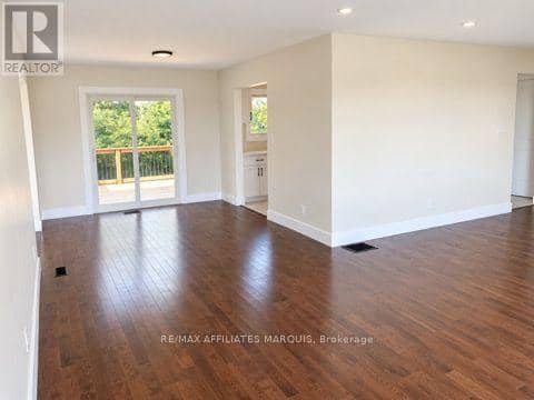 92 Concession Street — photo 12 of 23