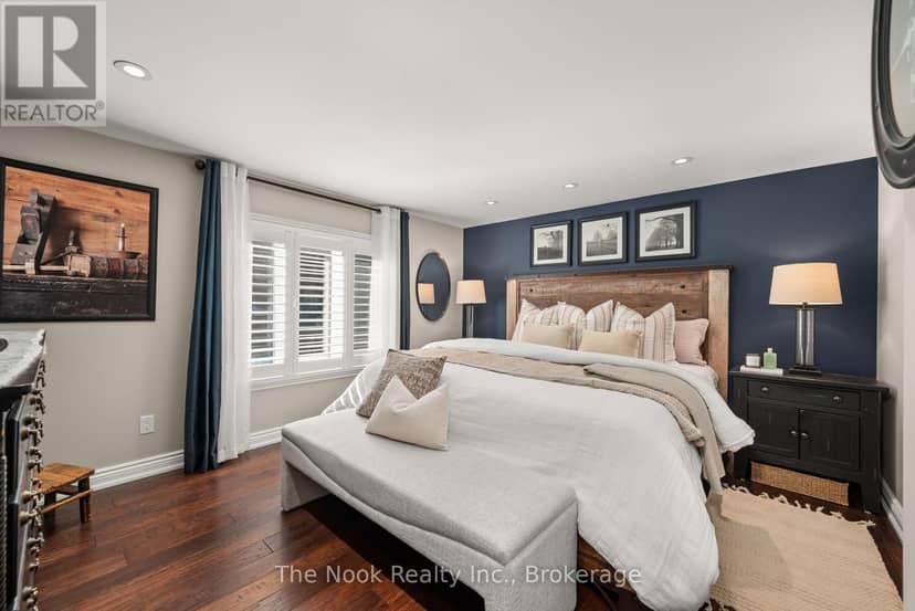 44 Bagot Street — photo 15 of 40