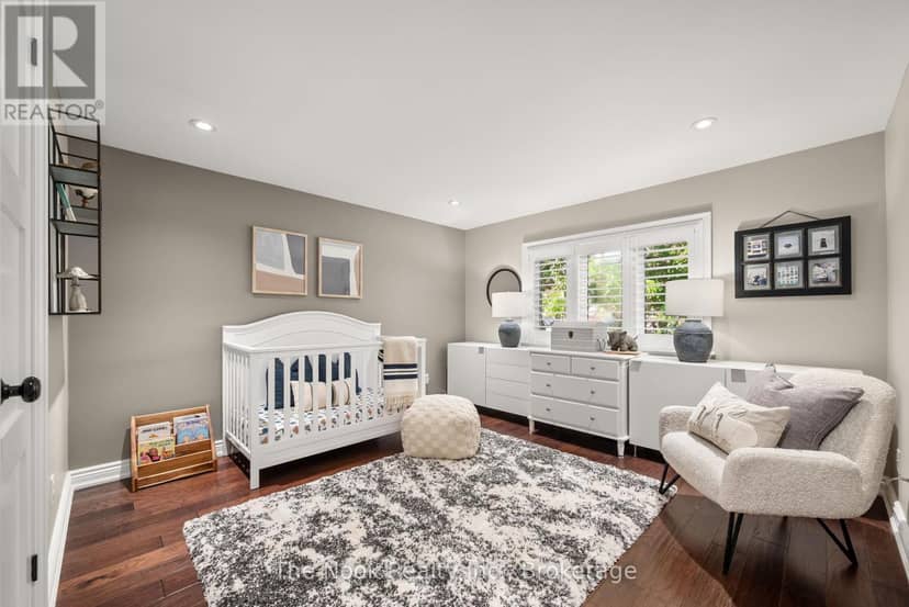 44 Bagot Street — photo 17 of 40