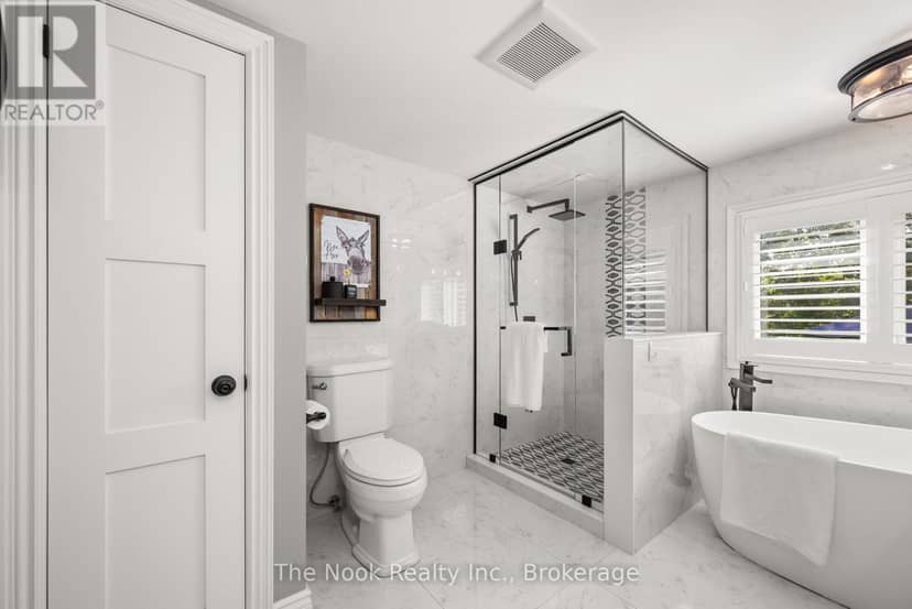 44 Bagot Street — photo 19 of 40
