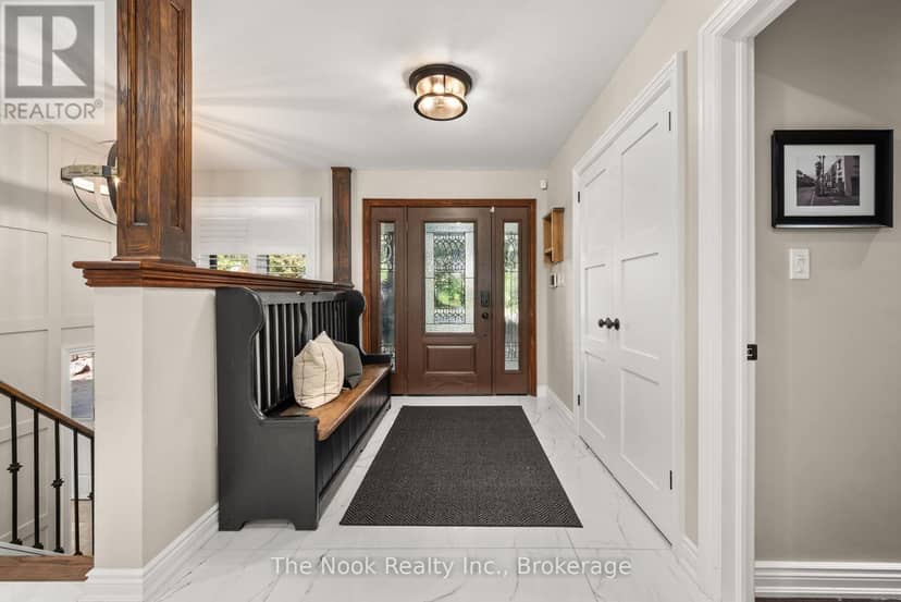 44 Bagot Street — photo 4 of 40