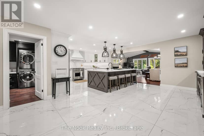 44 Bagot Street — photo 5 of 40