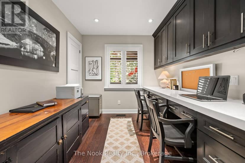 44 Bagot Street — photo 7 of 40