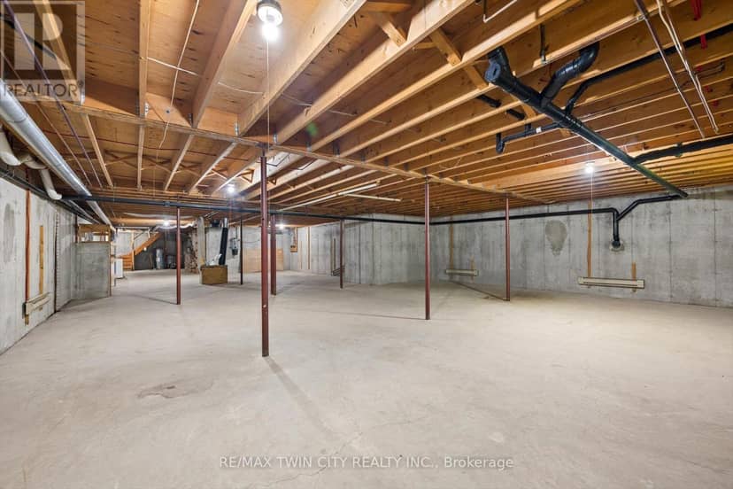 2018 Greenwood Hill Road — photo 39 of 40