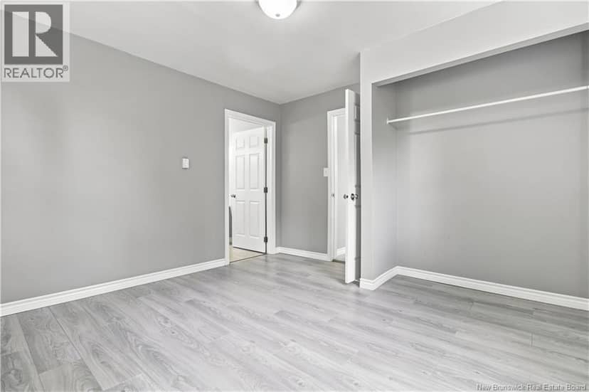43 Hillcrest Avenue — photo 14 of 40