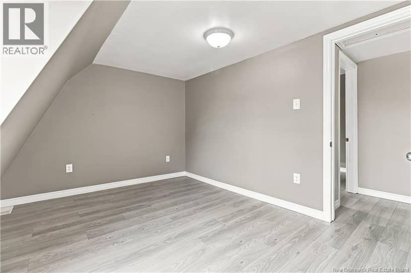43 Hillcrest Avenue — photo 28 of 40
