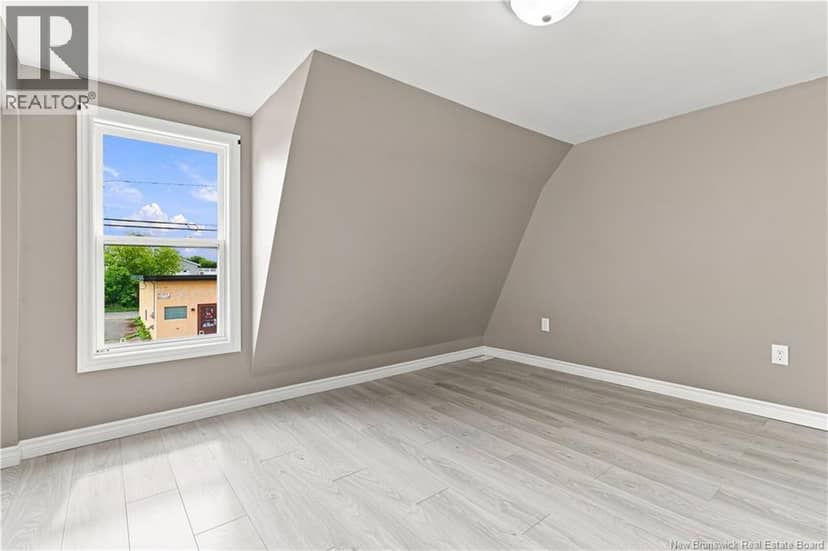 43 Hillcrest Avenue — photo 27 of 40