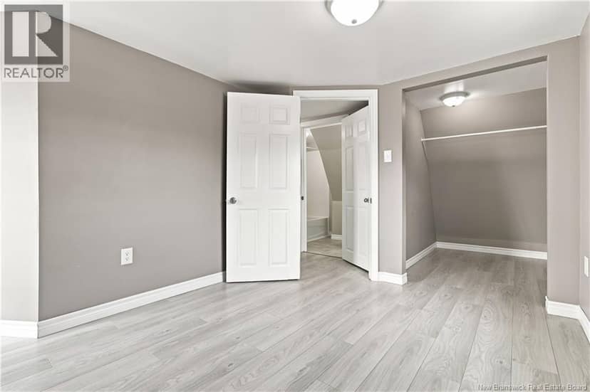 43 Hillcrest Avenue — photo 34 of 40