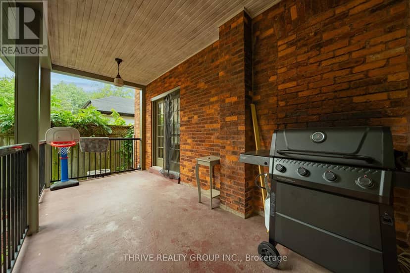 26 Cynthia Street — photo 10 of 40