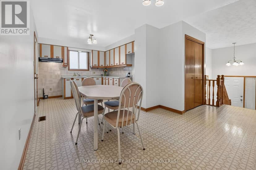 67 College Park Drive — photo 11 of 31