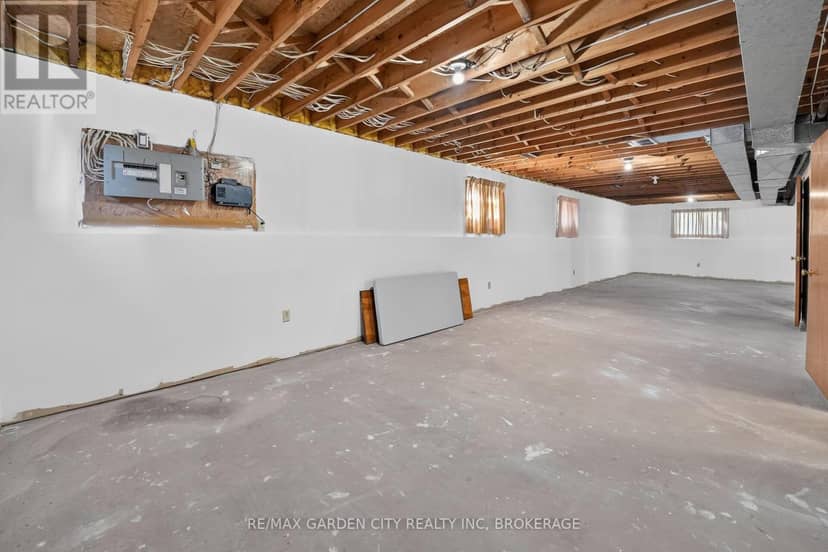 67 College Park Drive — photo 22 of 31