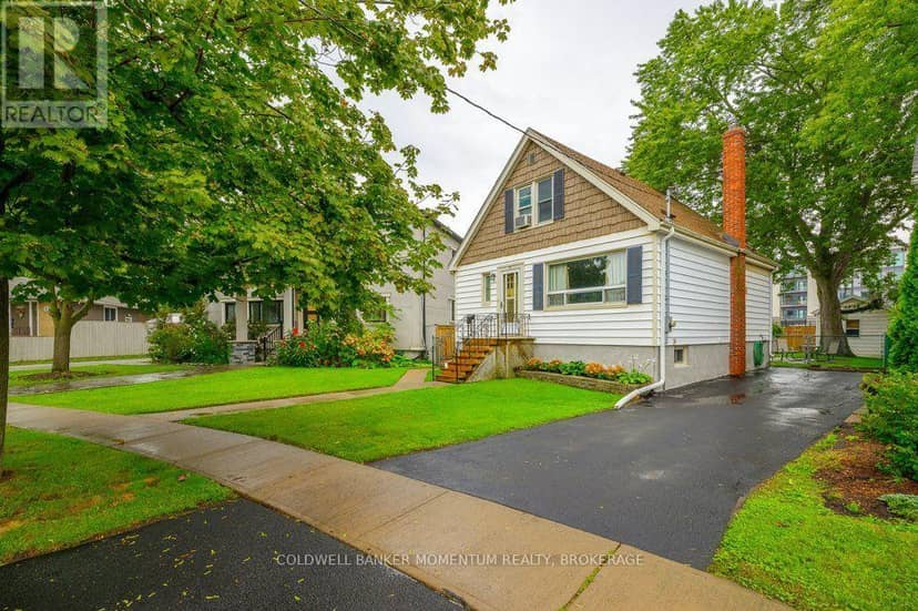 25 Clayburn Avenue — photo 4 of 32