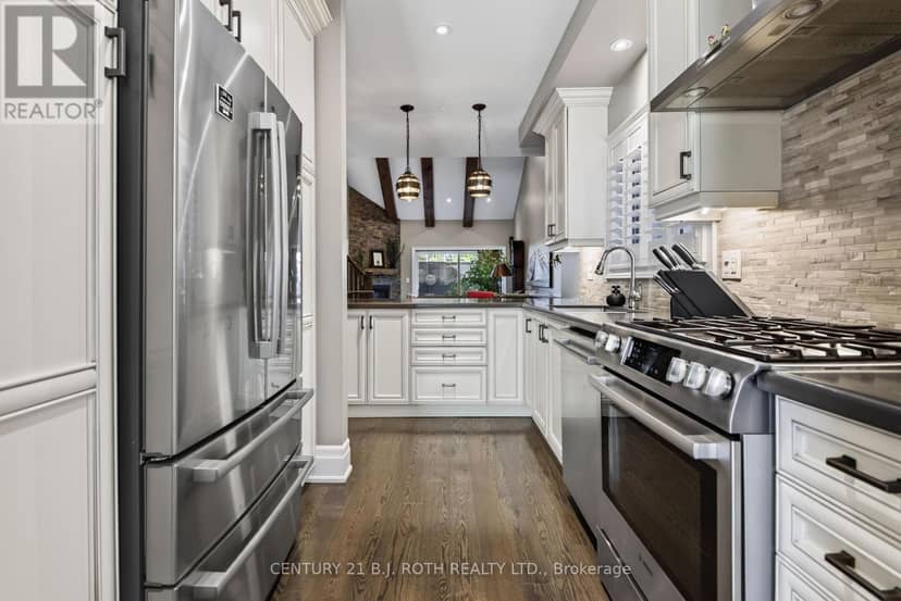 3306 Summerhill Way — photo 10 of 40