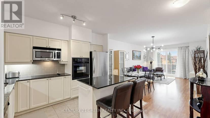 311 - 830 Scollard Court — photo 11 of 40