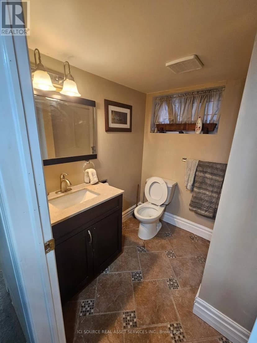 52 Speedvale Avenue W — photo 23 of 34