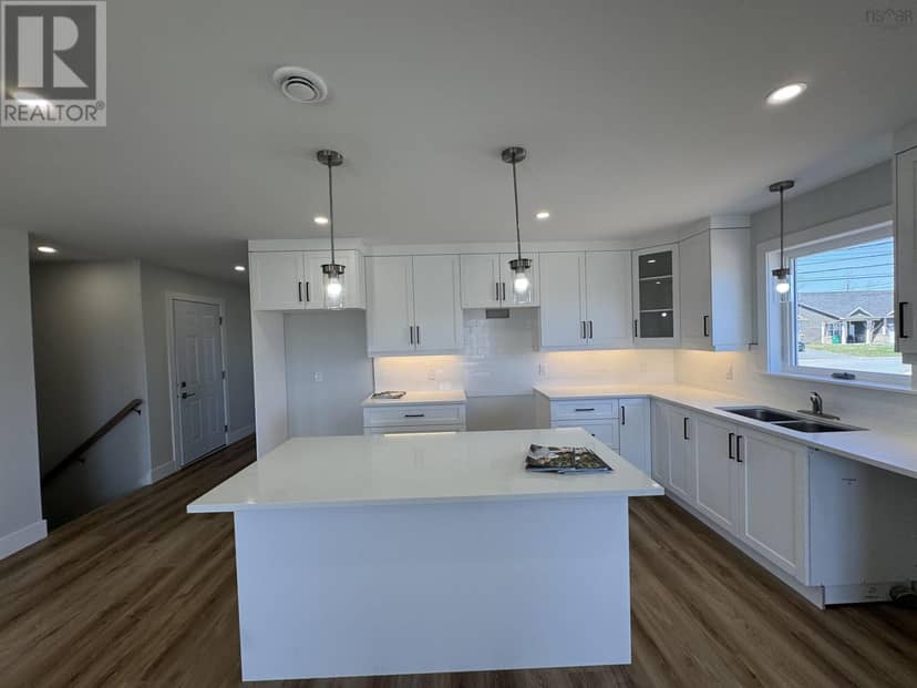 5 Goldenrod Court, Falmouth, photo 7