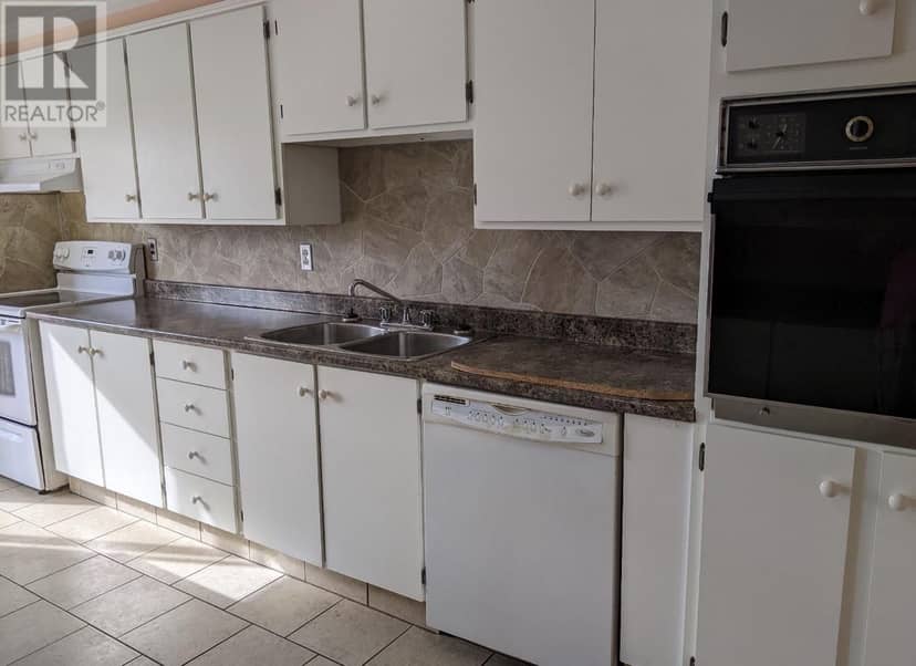 7 Church Road, Bell Island, photo 6