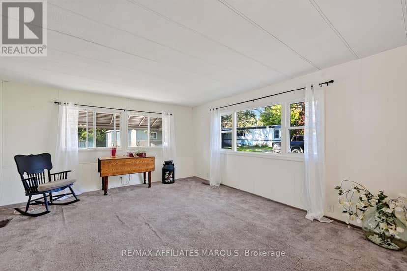 4 Bridle Path — photo 13 of 40