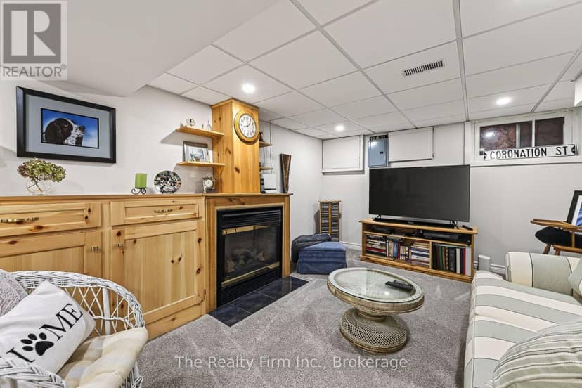 216 Bower Hill Road — photo 34 of 40