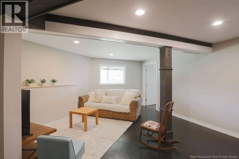 611 Darlings Island — photo 32 of 40